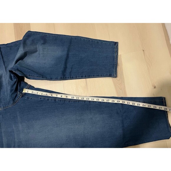 NEW Juicy Couture Plus Size 24W Blue Denim Pull On Elastic Waist Cropped Jeans - Picture 8 of 8